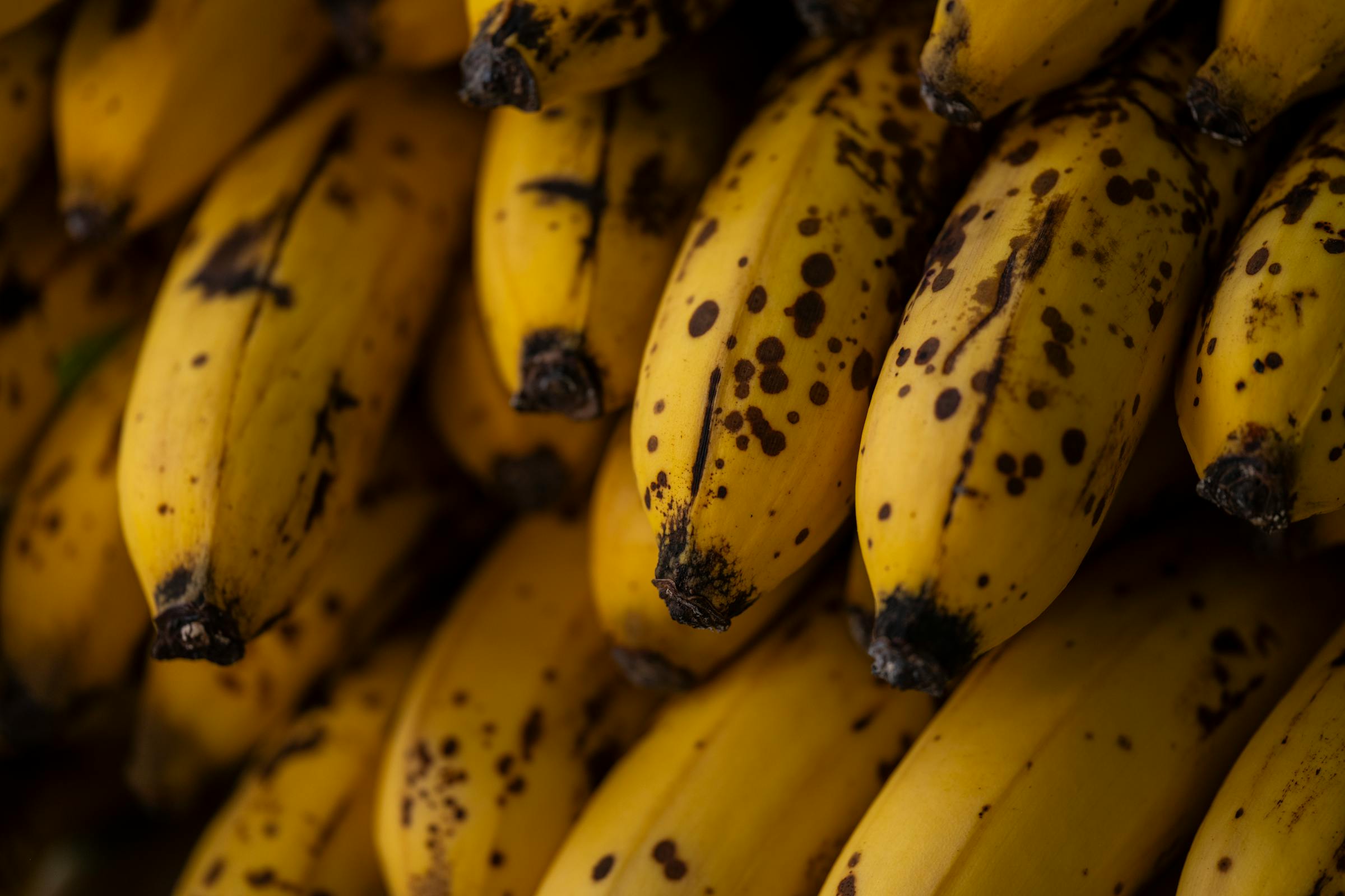 1770178805175350.jpg 香蕉黑.jpg